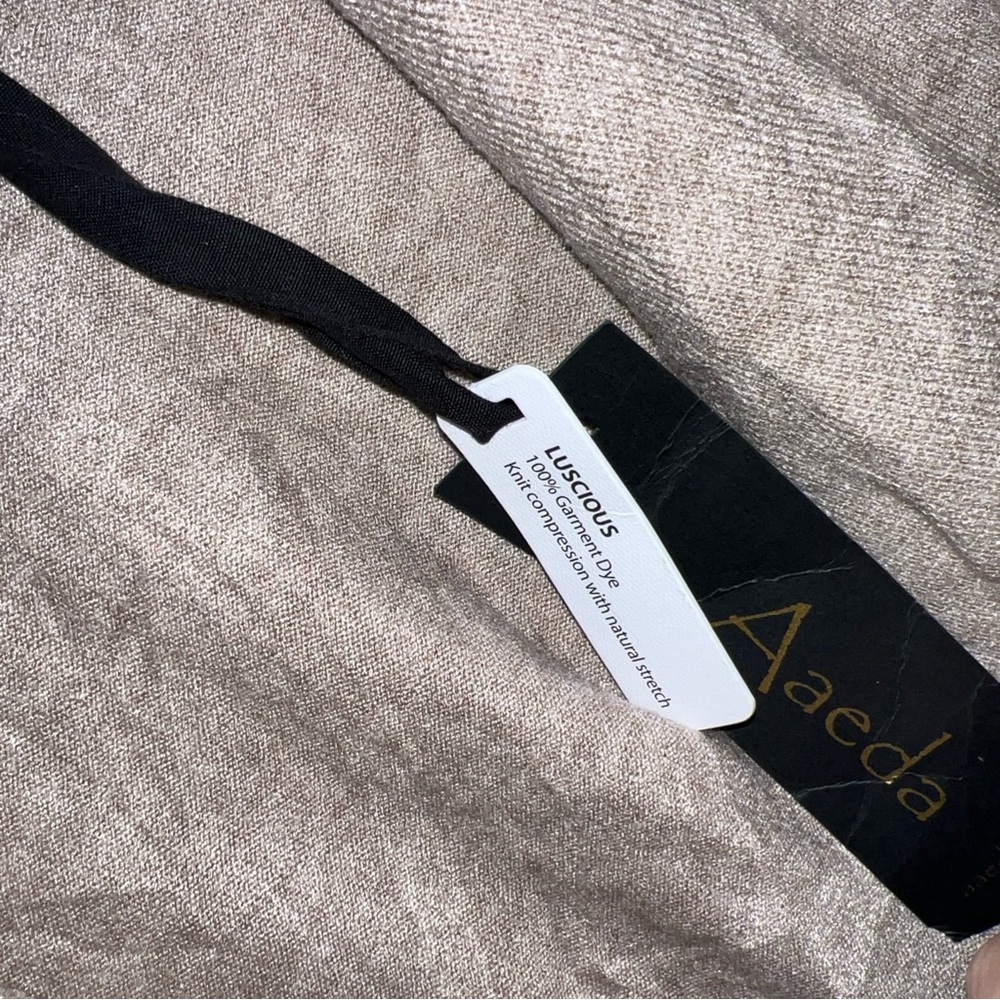 Aaeda Long Sleeve Open Cardigan Sweater Tan White Embroidered Floral Size Medium - Picture 4 of 7